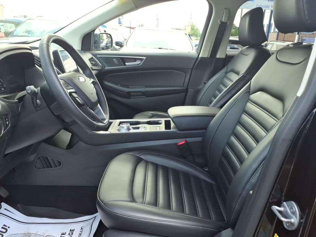 Certified 2024 Ford Edge SEL w/ Convenience Package AWD/4WD image 13