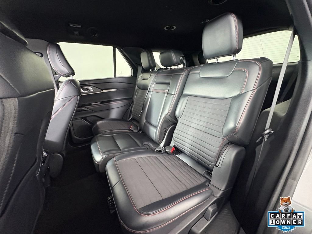 Certified 2025 Ford Explorer ST-Line w/ ST-Line Street Pack AWD/4WD image 19