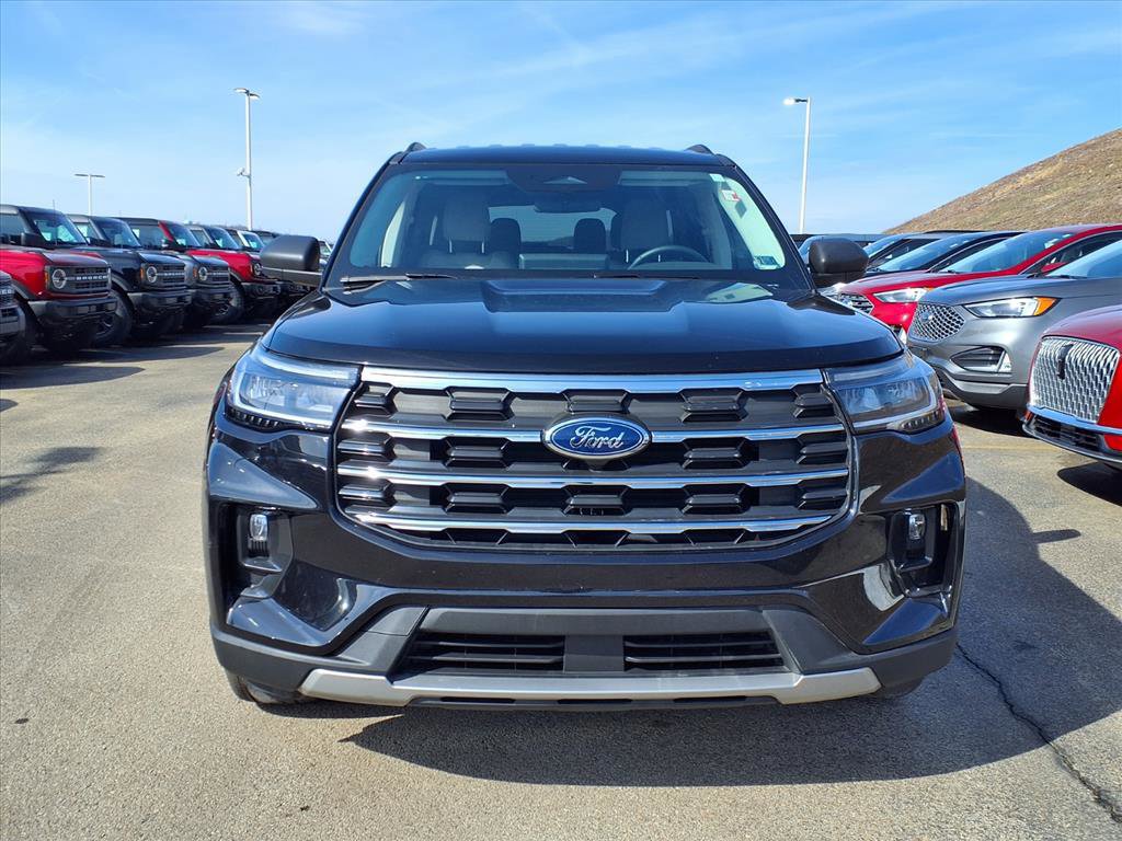 Certified 2025 Ford Explorer Active w/ Active Comfort Package image 6