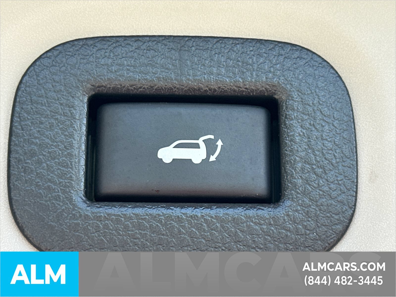 Used 2020 Nissan Rogue SV FWD image 22