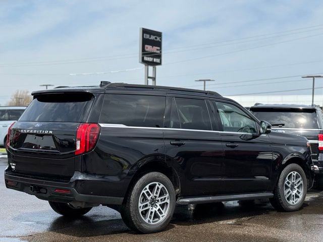 Certified 2025 Ford Expedition Active AWD/4WD image 41