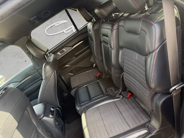 Certified 2025 Ford Explorer ST-Line w/ ST-Line Street Pack AWD/4WD image 23