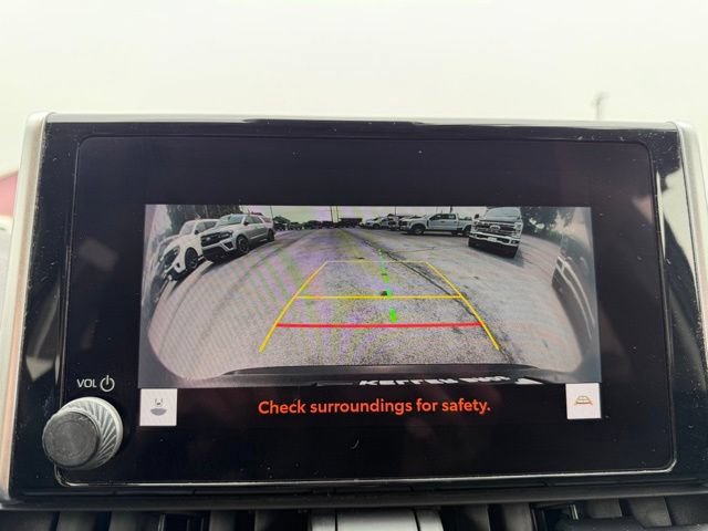 Used 2023 Toyota RAV4 LE AWD/4WD image 16