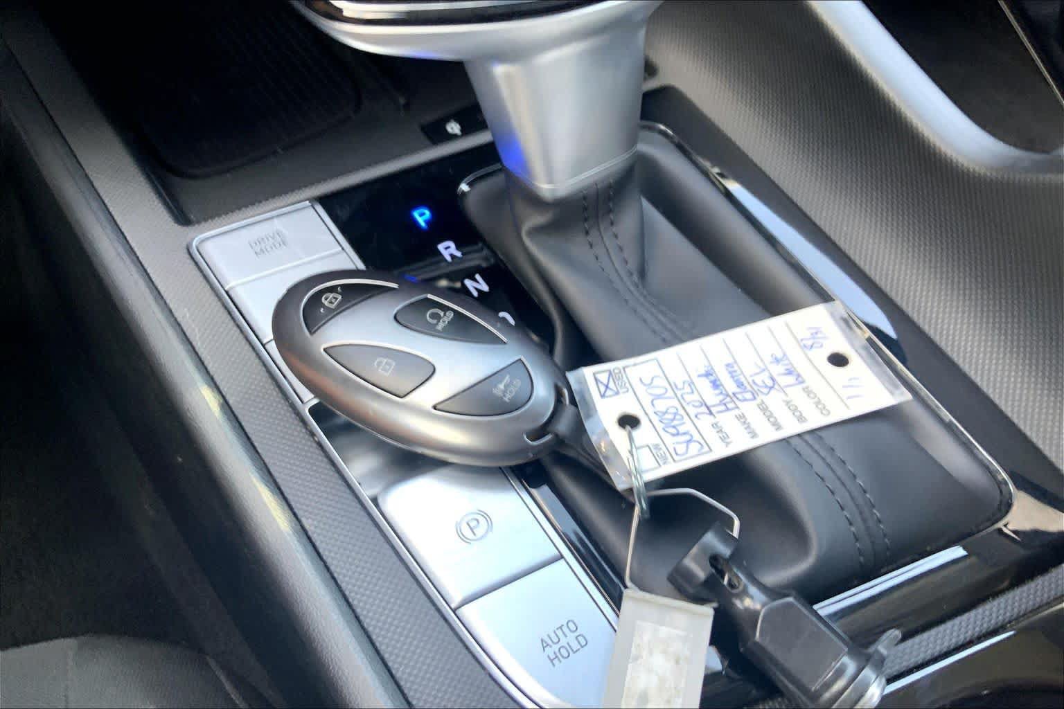 Used 2025 Hyundai Elantra SEL FWD image 15