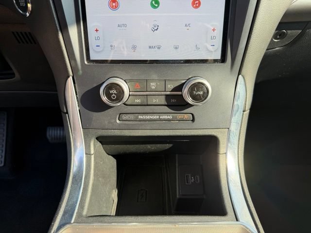 Certified 2022 Ford Edge Titanium AWD/4WD image 18