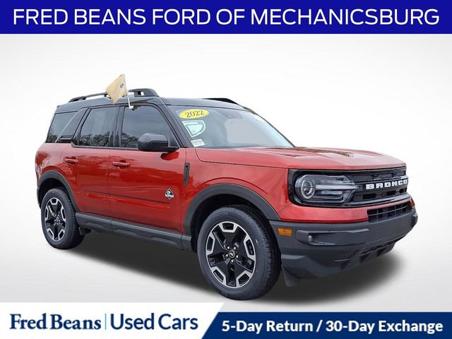 Certified 2022 Ford Bronco Sport Outer Banks w/ Tech Package AWD/4WD image 1