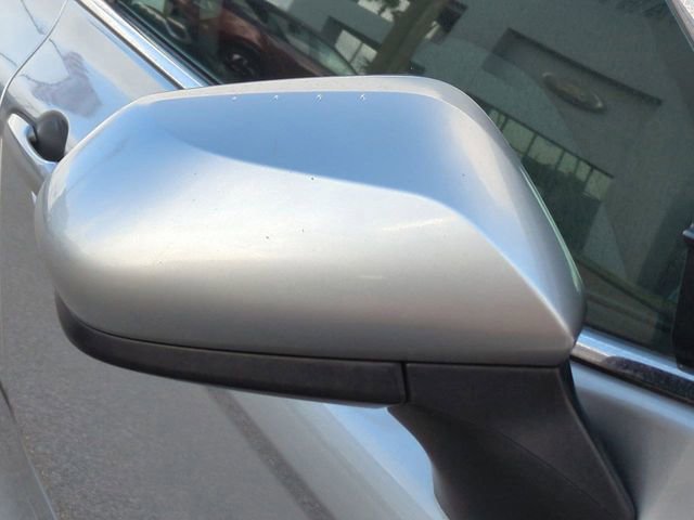 Used 2020 Toyota Camry LE image 12