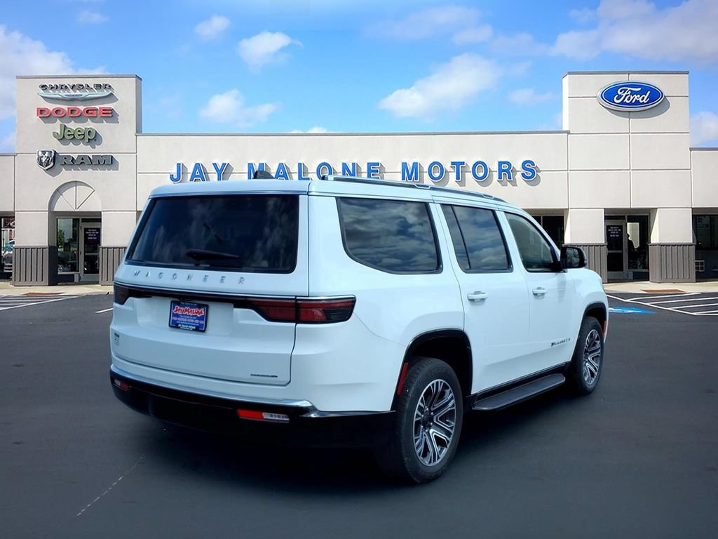 Used 2024 Jeep Wagoneer Series II w/ Flexible Seating Group AWD/4WD image 3