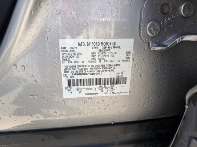 Certified 2023 Ford Explorer XLT w/ Equipment Group 202A AWD/4WD image 27