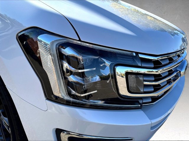 Certified 2019 Ford Expedition Limited w/ Special Edition Package AWD/4WD image 36