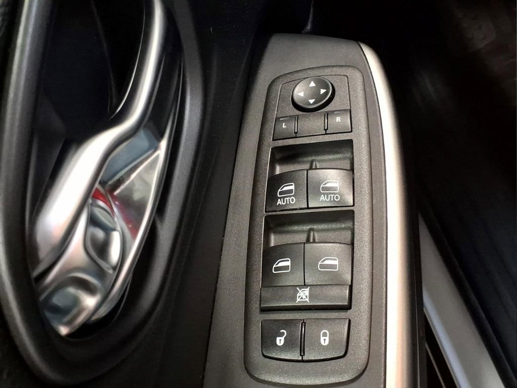 Used 2021 Jeep Cherokee Latitude Lux 80th Anniv w/ Quick Order Package 26U 80TH AWD/4WD image 14