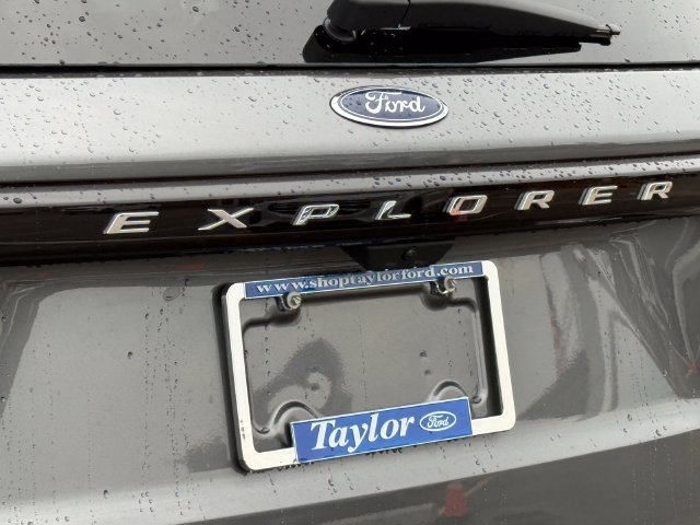 Certified 2025 Ford Explorer Active w/ Active Comfort Package AWD/4WD image 30