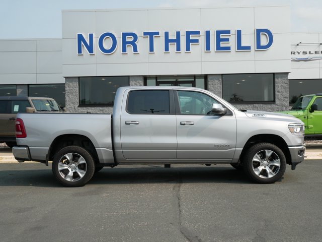Used 2023 RAM 1500 Laramie AWD/4WD image 1
