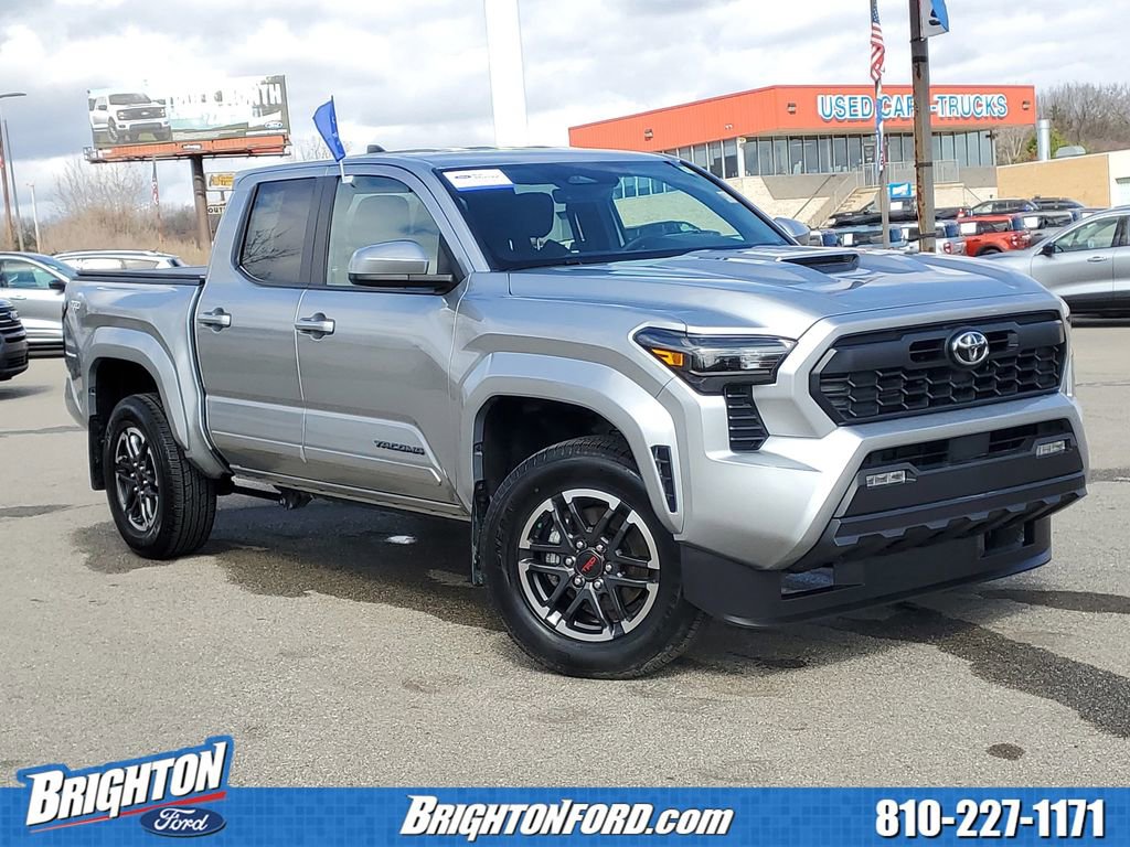 Used 2025 Toyota Tacoma TRD Sport image 1