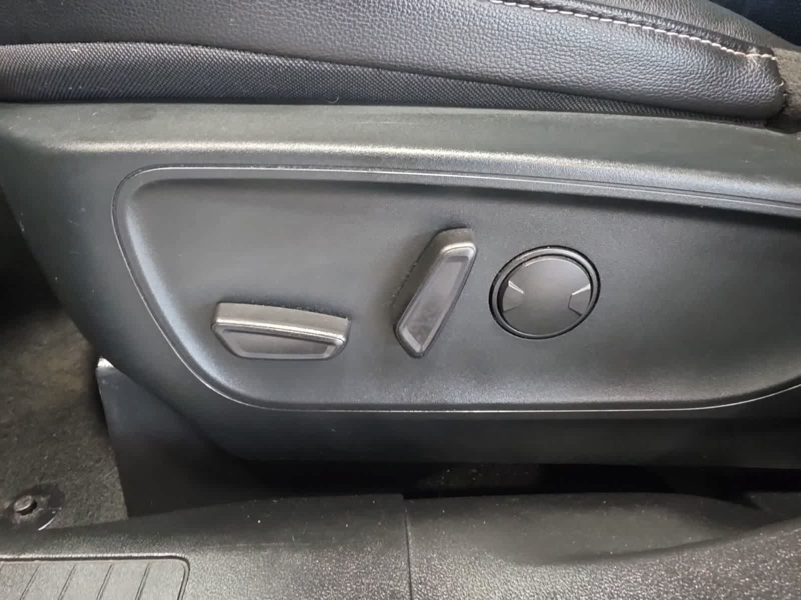 Certified 2022 Ford Escape SEL AWD/4WD image 19