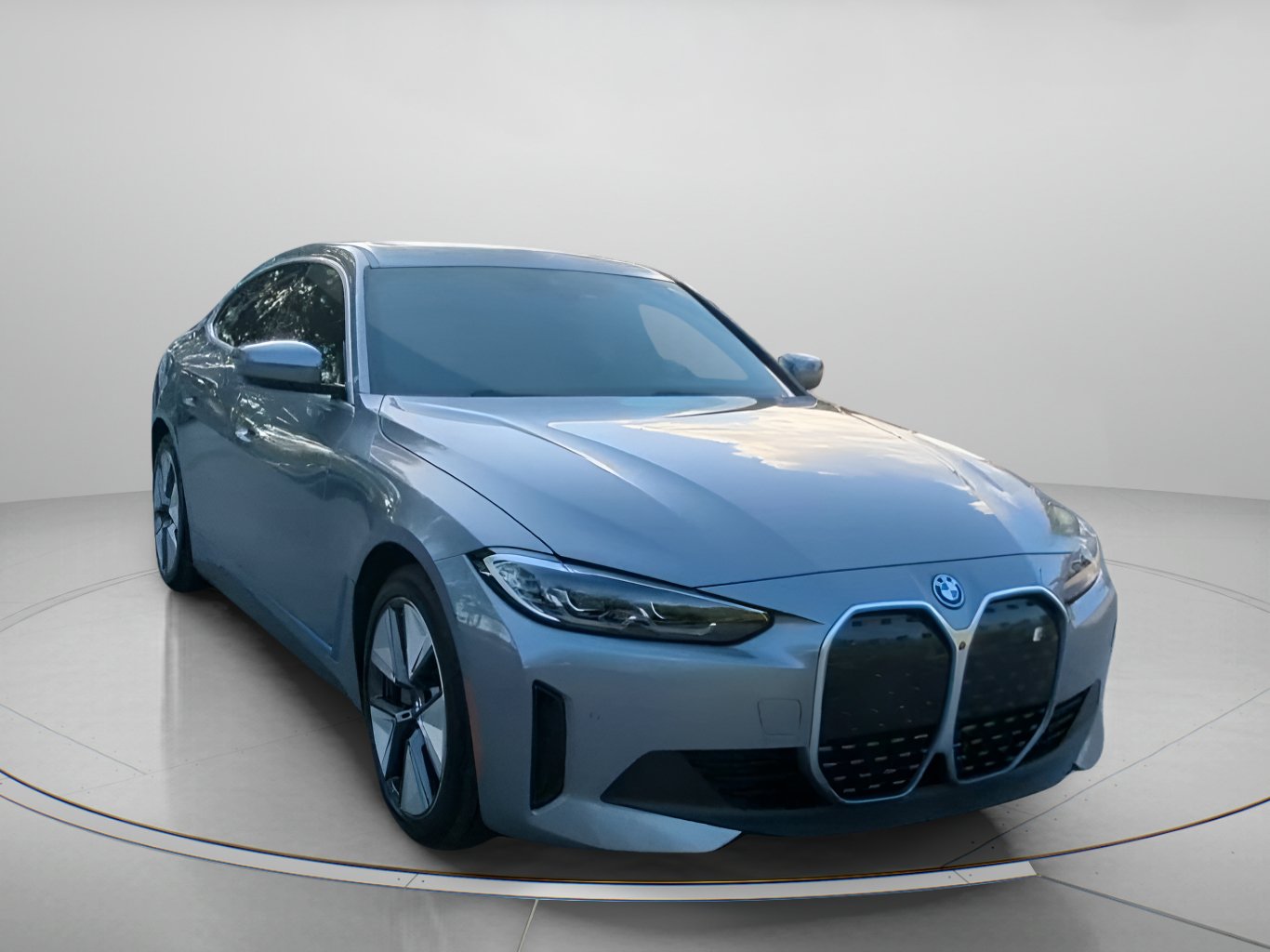 Used 2023 BMW i4 eDrive40 w/ Premium Package RWD image 4