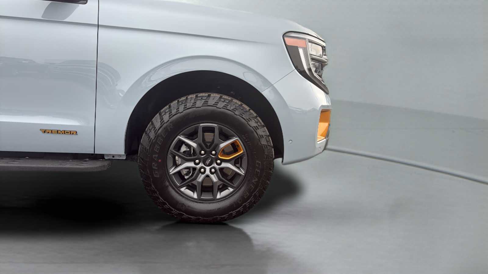 Certified 2025 Ford Expedition Tremor image 35