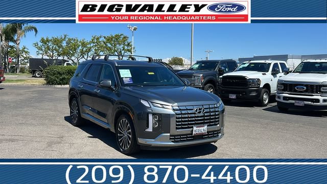 Used 2023 Hyundai Palisade Calligraphy FWD image 1