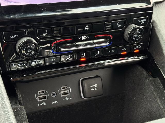 Used 2021 Jeep Grand Cherokee L Limited image 18