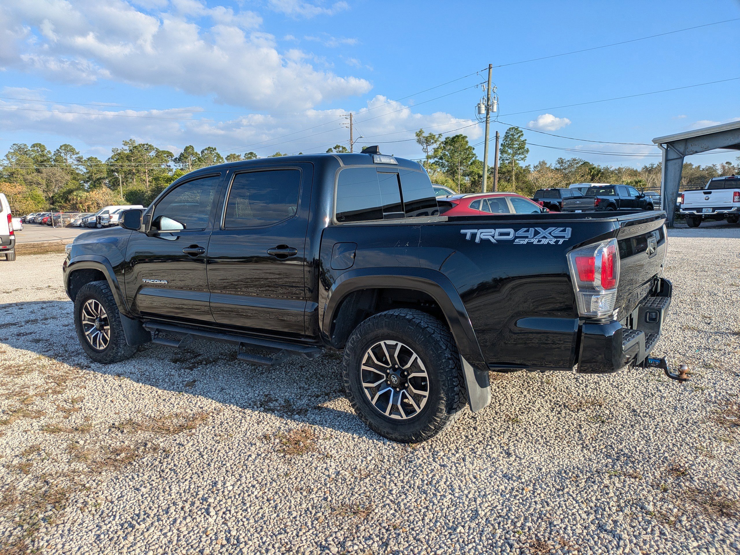 Used 2020 Toyota Tacoma TRD Sport image 3
