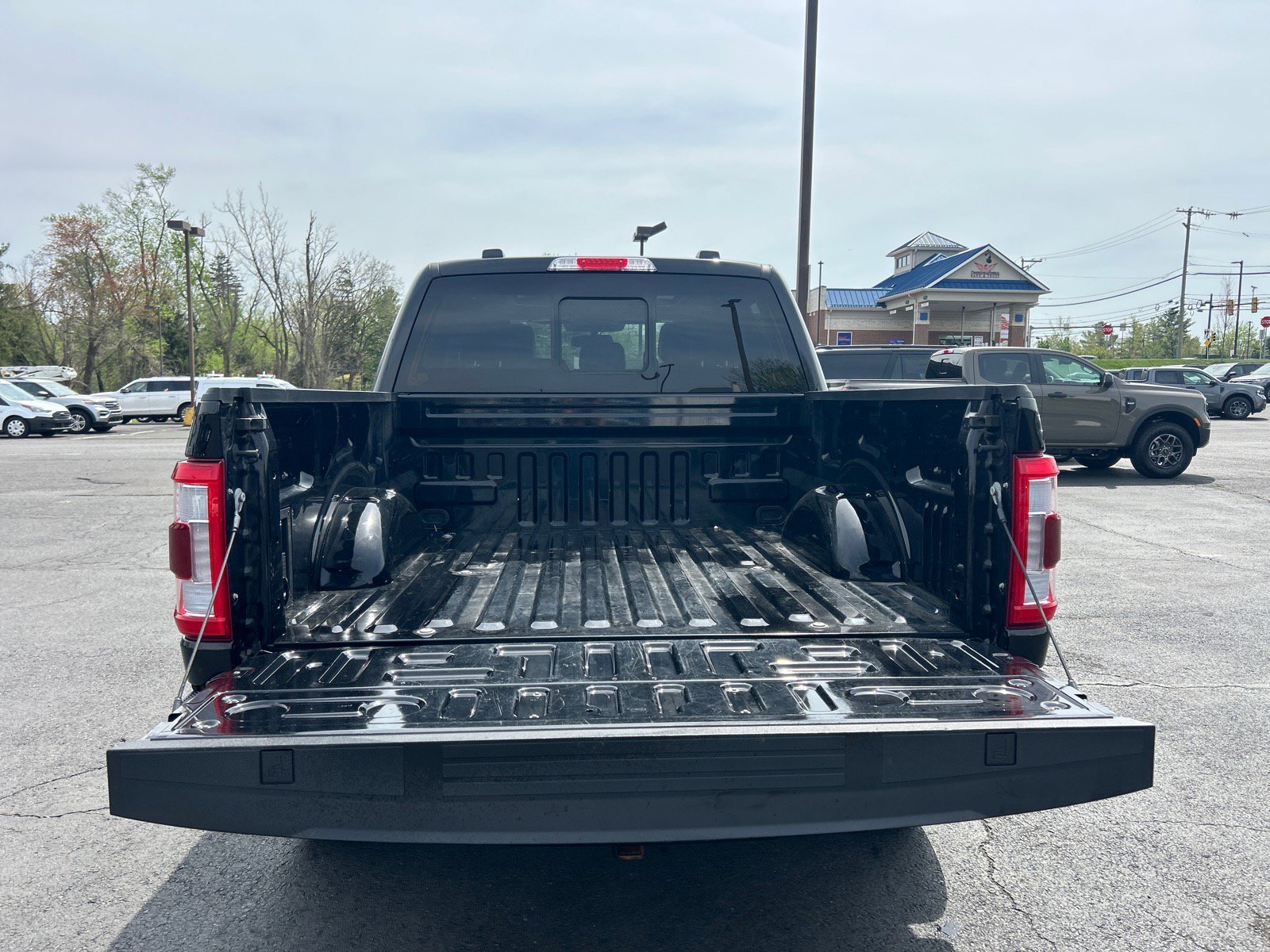 Certified 2023 Ford F150 Lariat w/ Equipment Group 502A High image 14