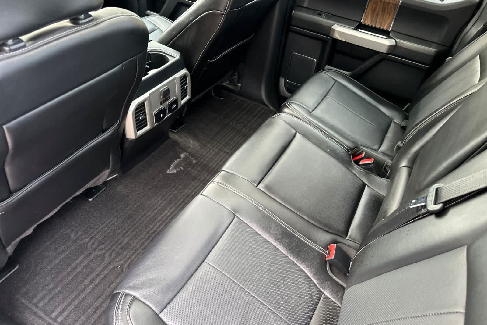 Certified 2019 Ford F150 Lariat w/ Equipment Group 502A Luxury AWD/4WD image 4