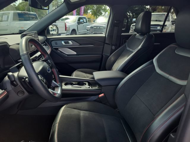 Certified 2025 Ford Explorer ST RWD image 23
