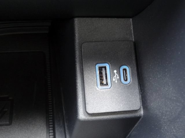 Certified 2024 Ford Edge ST w/ Equipment Group 401A AWD/4WD image 40