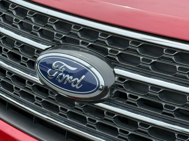 Certified 2023 Ford Explorer XLT w/ Equipment Group 202A image 27