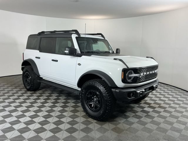 Certified 2023 Ford Bronco Wildtrak AWD/4WD image 3