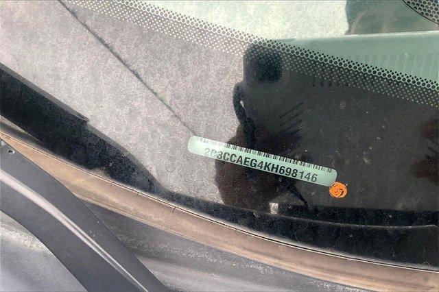 Used 2019 Chrysler 300 Limited image 33