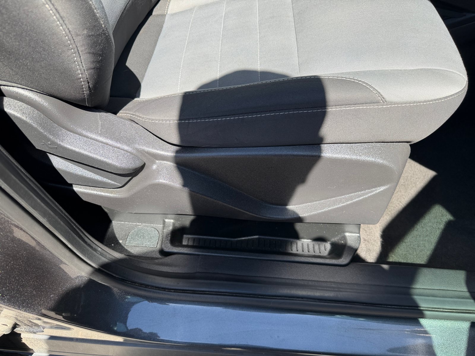 Certified 2019 Ford Escape S FWD image 30