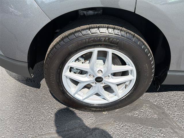 Certified 2024 Ford Edge SEL w/ Convenience Package AWD/4WD image 11