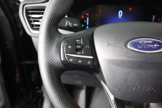 Certified 2024 Ford Escape ST-Line AWD/4WD image 39