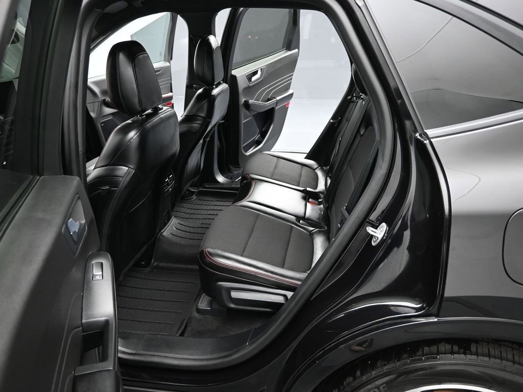 Certified 2024 Ford Escape ST-Line Elite image 47