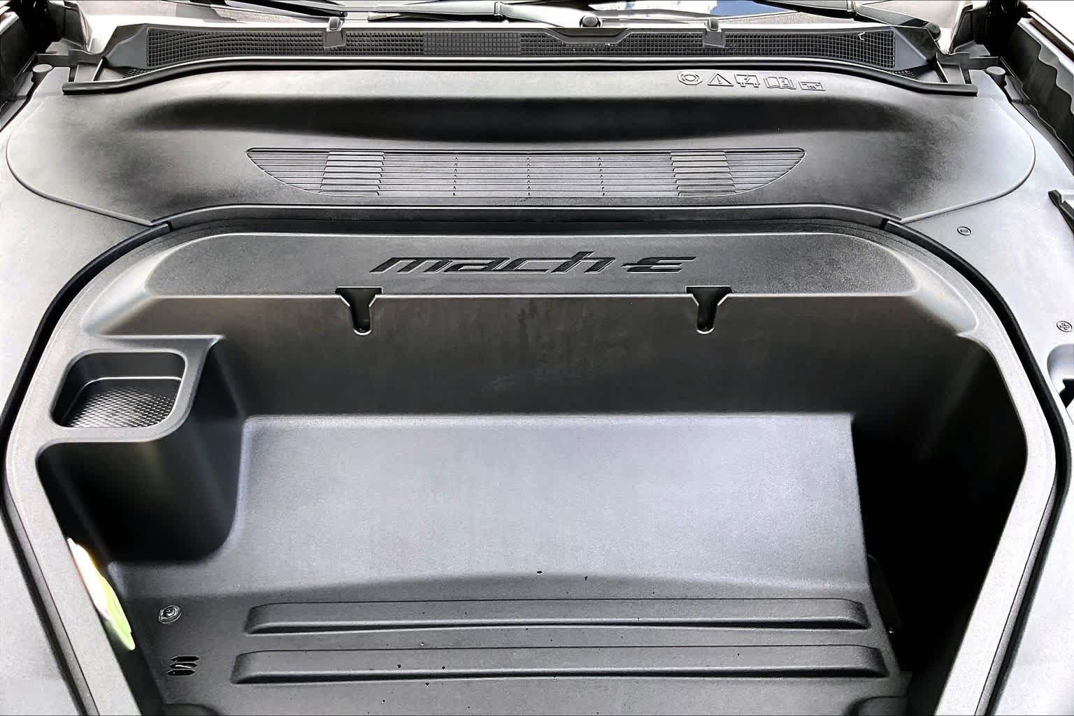 Certified 2025 Ford Mustang Mach-E Premium w/ Sport Appearance Package AWD/4WD image 31