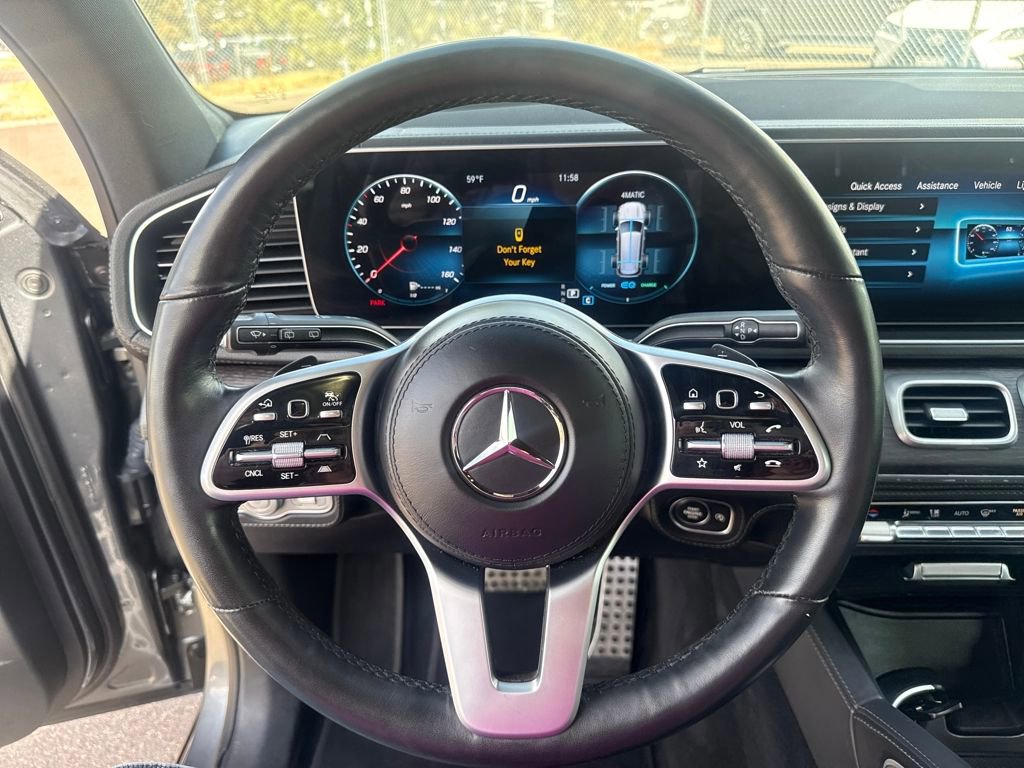 Used 2022 Mercedes-Benz GLS 450 4MATIC image 17