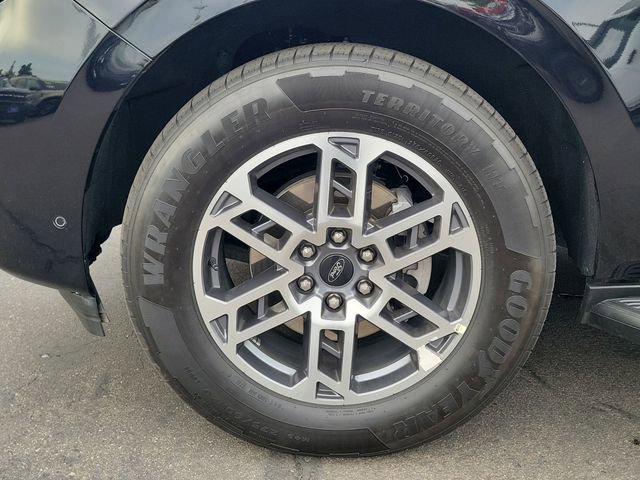 Certified 2025 Ford Expedition Active RWD image 27