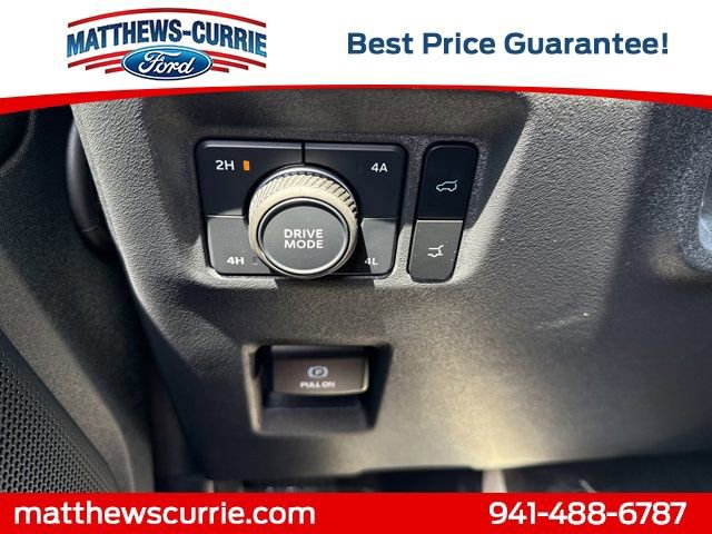 Certified 2025 Ford Expedition Max Platinum image 28