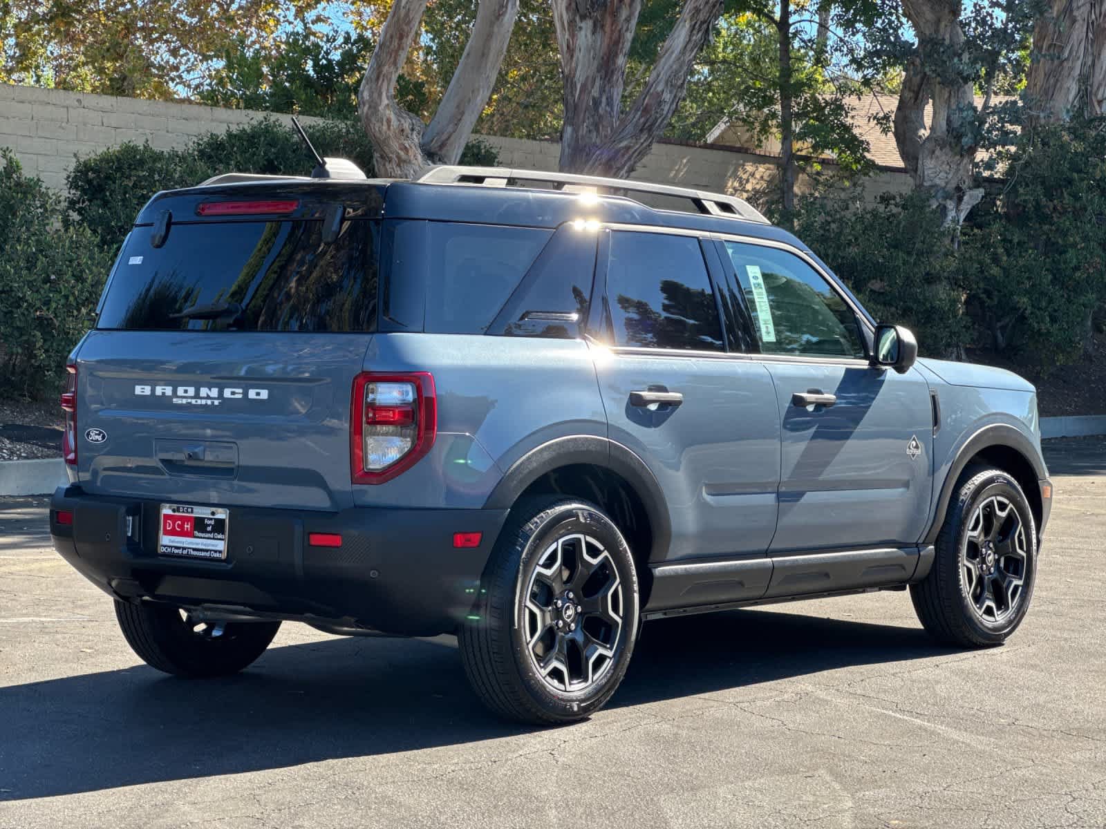 Certified 2026 Ford Bronco Sport Outer Banks w/ Outer Banks Tech Package+ AWD/4WD image 2
