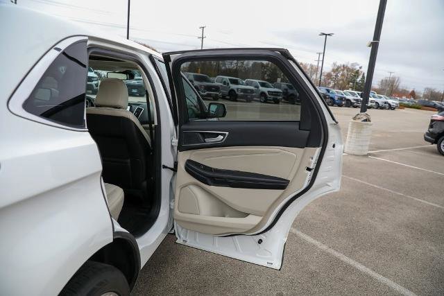 Certified 2024 Ford Edge Titanium w/ Titanium Elite Package image 30