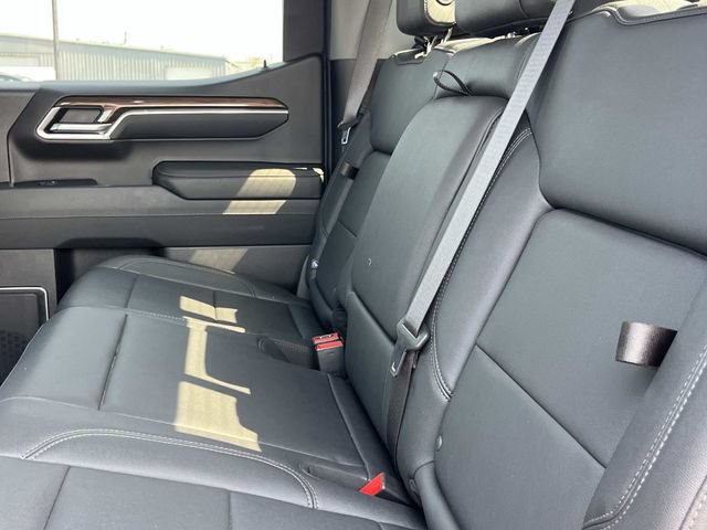 Used 2023 Chevrolet Silverado 1500 LT Trail Boss w/ LT Trail Boss Premium Package AWD/4WD image 23