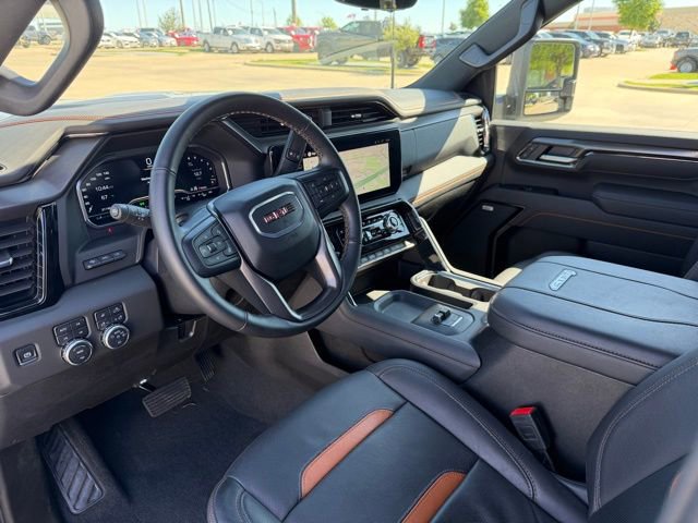 Used 2025 GMC Sierra 2500 AT4 w/ AT4 Premium Plus Package AWD/4WD image 12