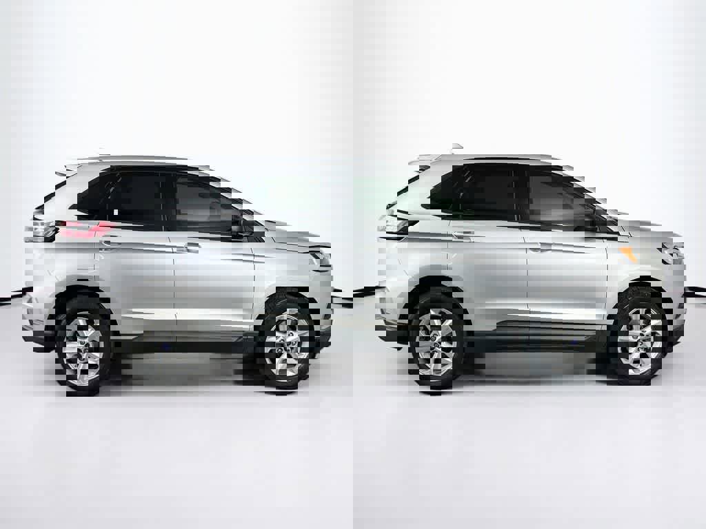Certified 2019 Ford Edge SE FWD image 6