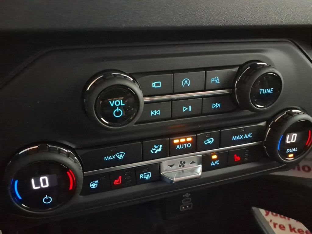 Certified 2026 Ford Bronco Raptor AWD/4WD image 9