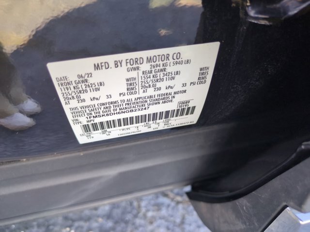 Certified 2022 Ford Explorer XLT w/ Equipment Group 202A AWD/4WD image 38