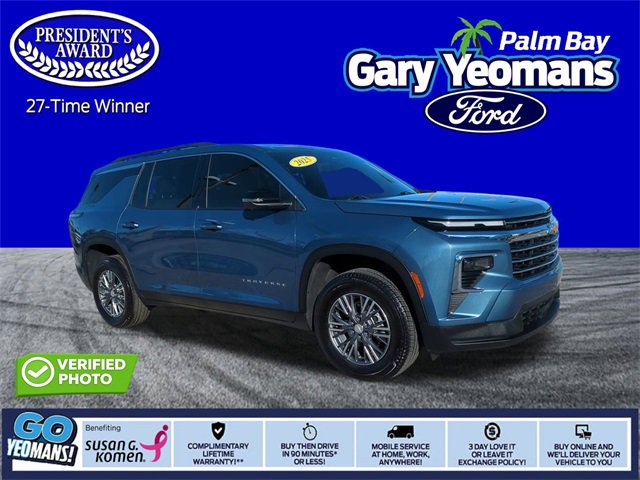 Used 2025 Chevrolet Traverse LT w/ Driver Confidence Package