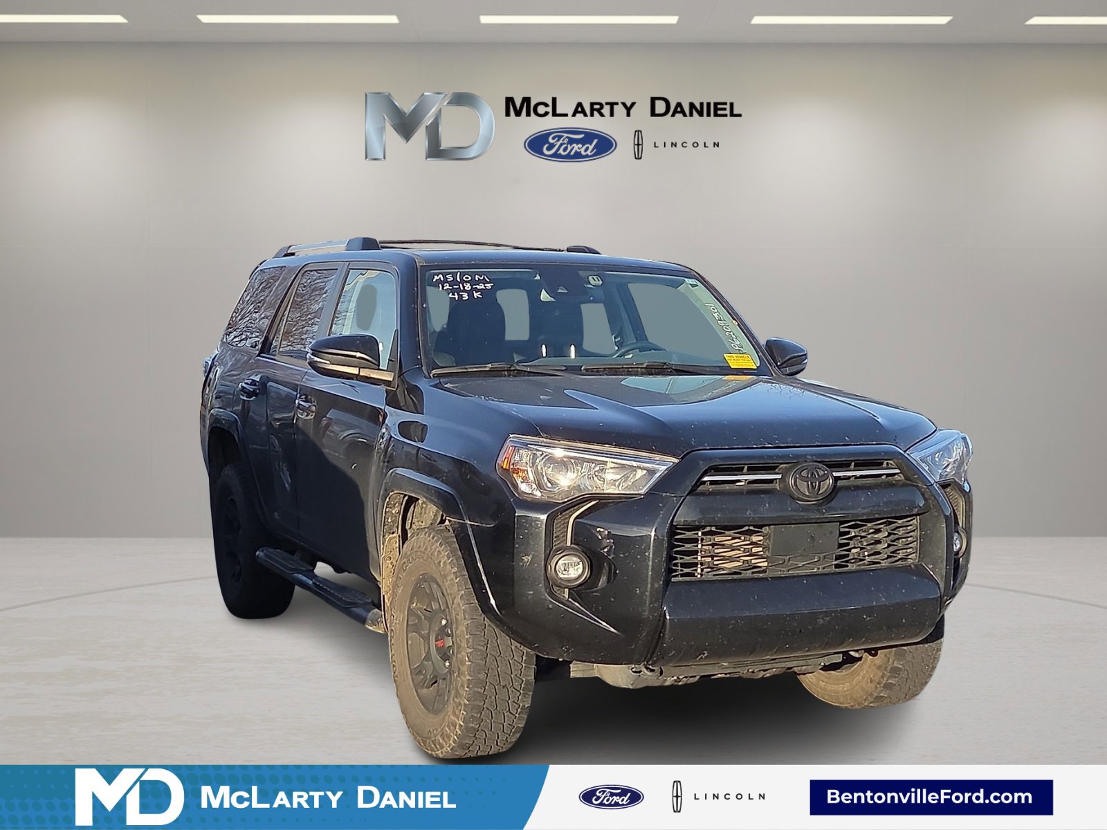 Used 2023 Toyota 4Runner SR5 Premium image 1