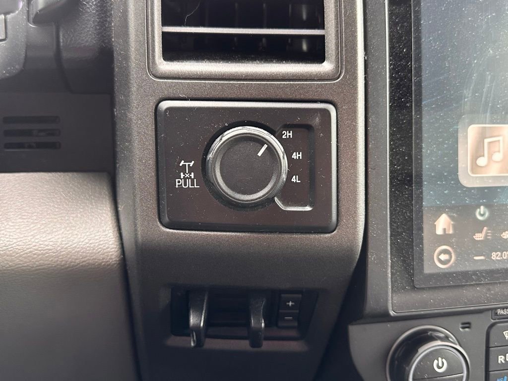 Certified 2020 Ford F250 XL w/ STX Appearance Package image 30