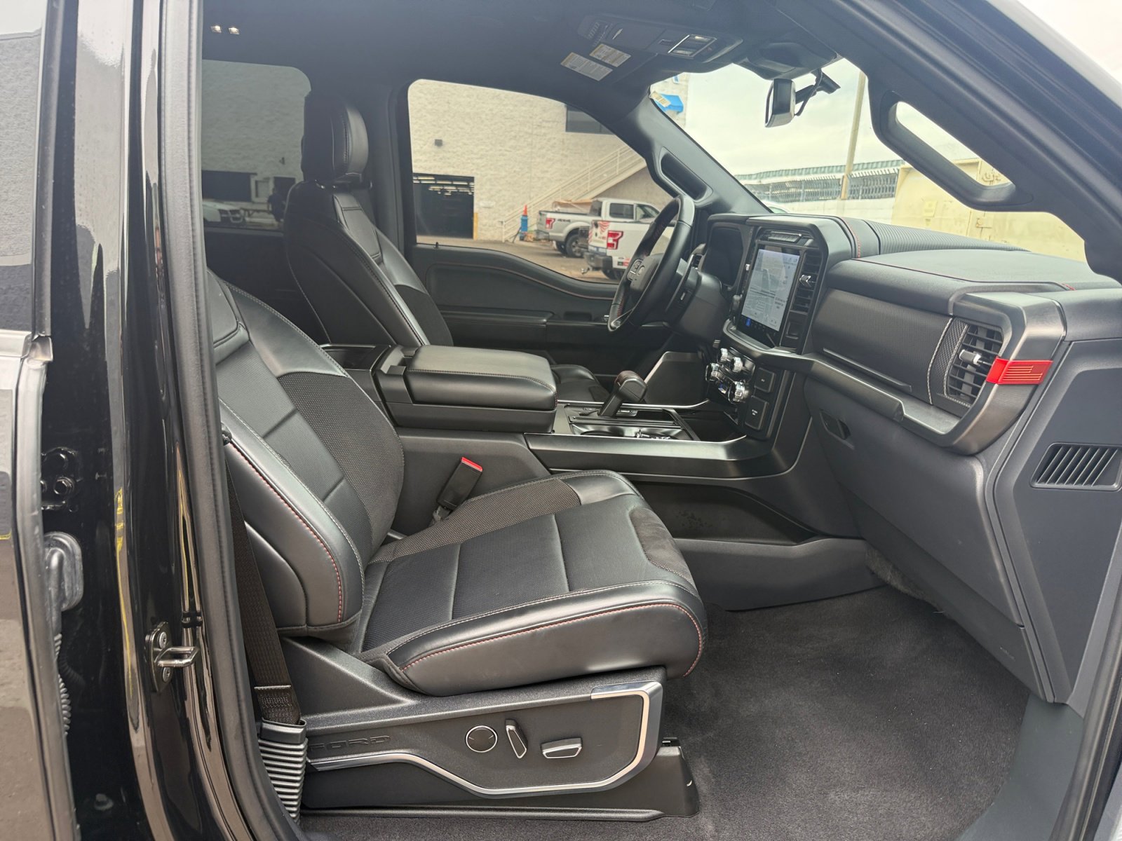 Certified 2024 Ford F150 Raptor image 29